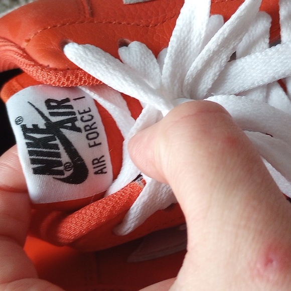 Brand New Nike Illinois Air Force 1s - Picture 3 of 6